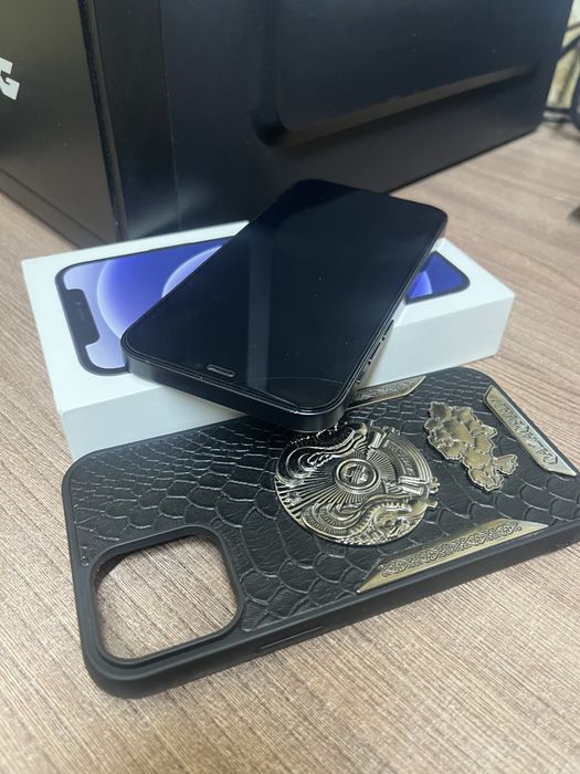 Iphone 12 64g.