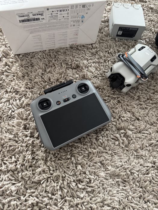 Drona DJI Mini 4 Pro