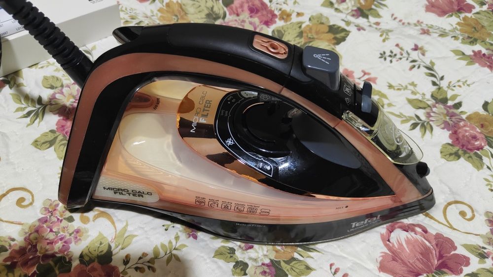 Fier de calcat Tefal Ultimate Pure 3200W anti calc, 260gr