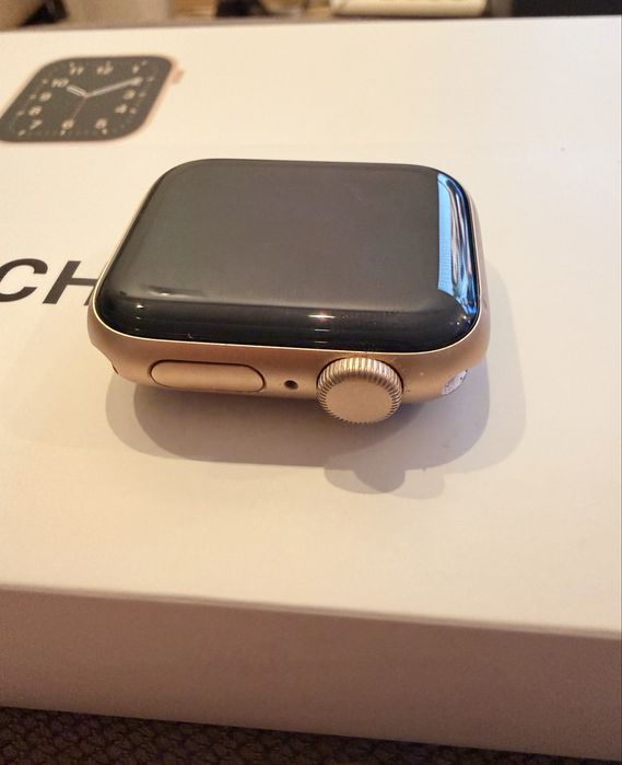 Apple Watch SE 2020