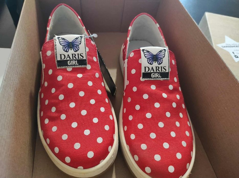 Детски обувки номер 32