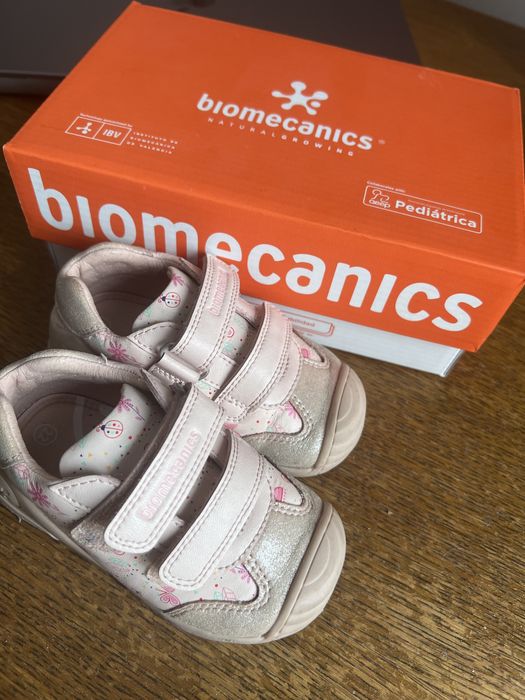 biomecanics кроссовки 22р