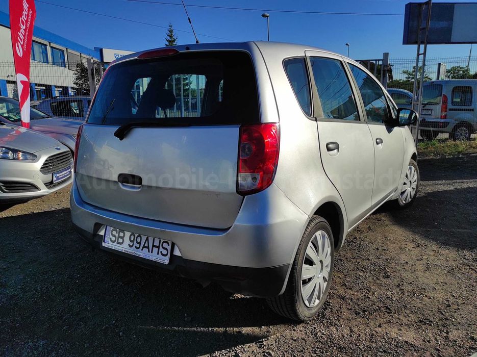 Mitsubishi Colt 1.3 - Inmatriculat - Clima