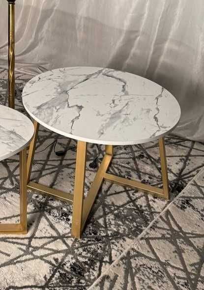 Журнальный столик под мрамор с золотыми ножками