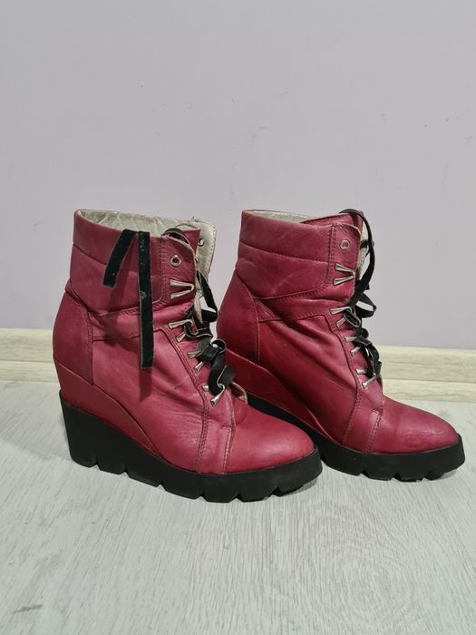 Alessa обувки/боти