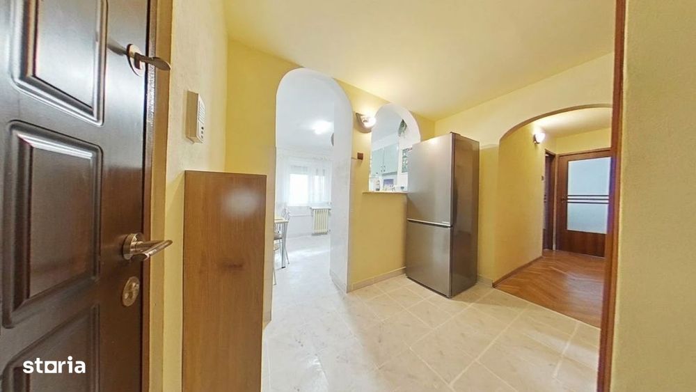Apartament cu 4 camere de inchiriat cu parcare inclusa – Alfa, Arad