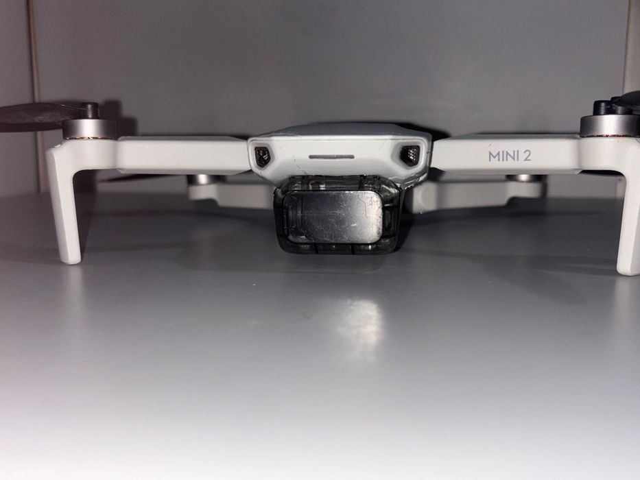 Drona DJI mini 2