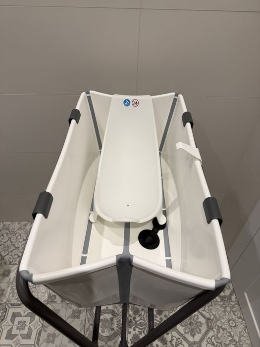 Вана Stokke Flexi Bath със стойка и шезлонг