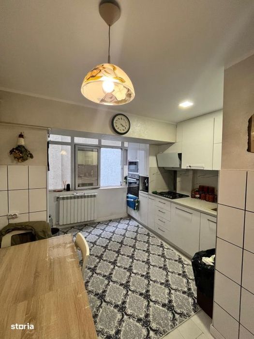 Apartament 3 camere, 80 mp, etaj 3 ,Radauti — fotografia 1