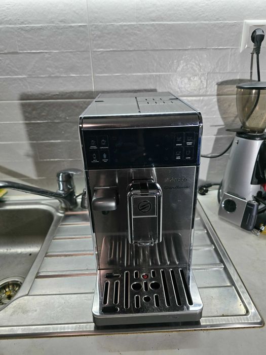 Кафемашина Cаеко Gran Baristo за профилактика или ремонт