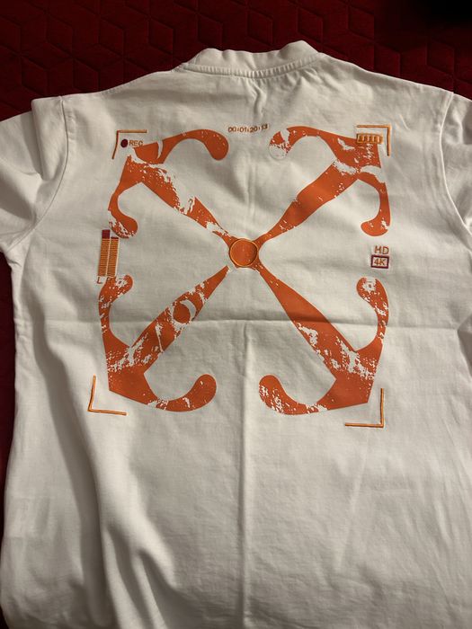 Vand: Detalii In provat