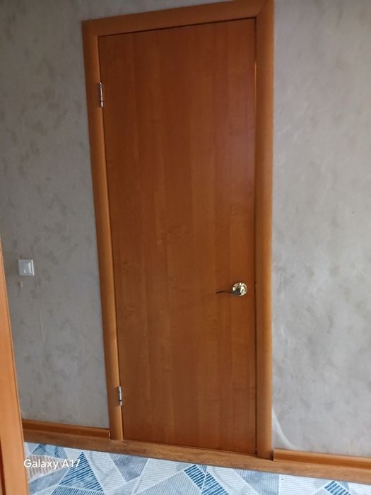 Продам дверь 70см