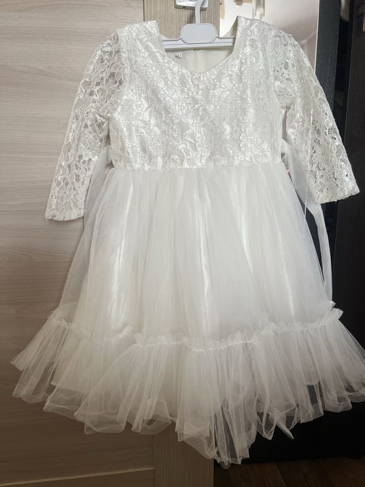 Нарядные платья для девочки