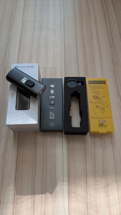 Фенер за велосипед Olight RN 2000