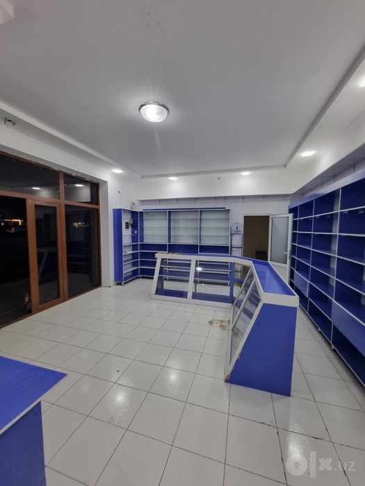 Полки для аптеки и магазинов