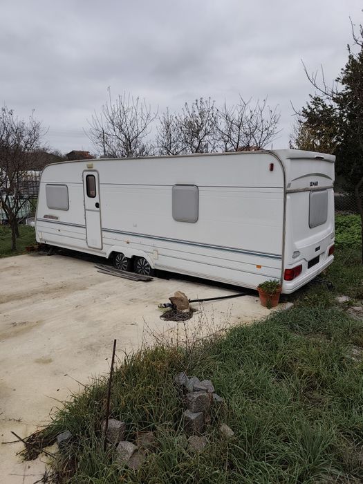 Продавам каравана Lunar Lexon двуосна, 2007 г напълно оборудвана,