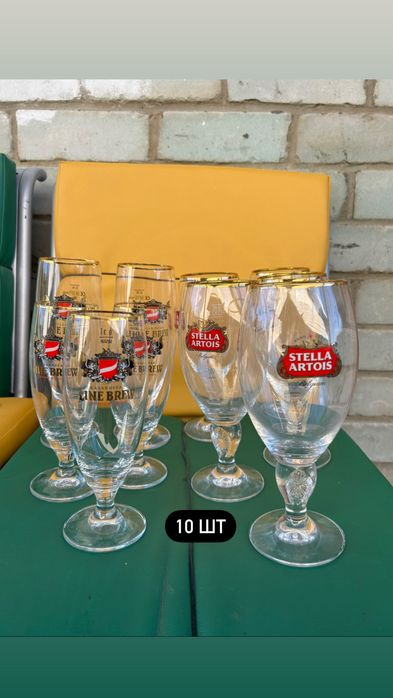 Стаканы, фужеры.