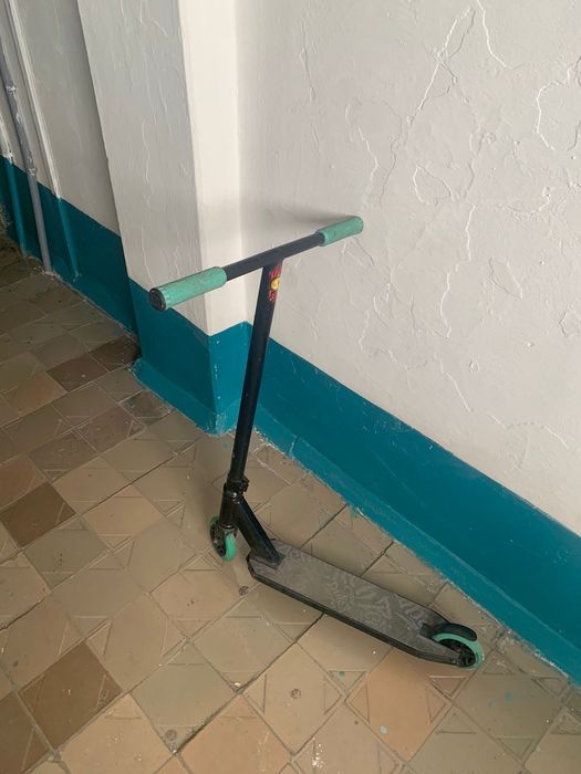 Трюковой самокат Tech team