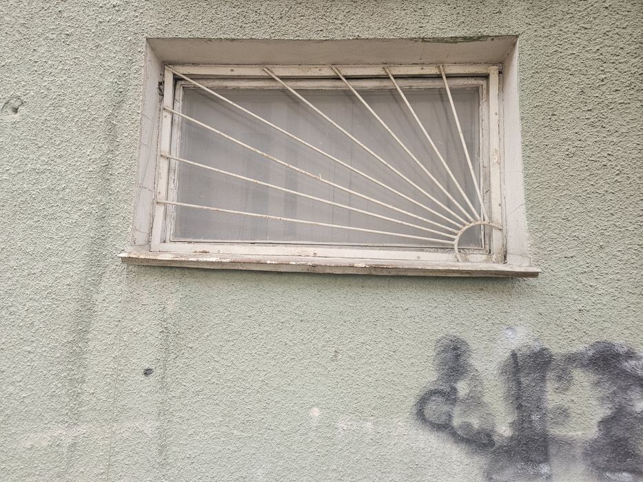 Решотки продам 32штуки самовывоз срочно по 2000 тыс каждая