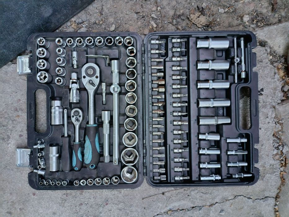 Универсальный набор инструментов