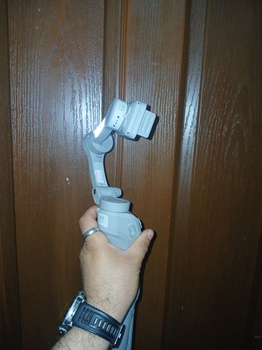 M01 TOKQI Монопод превратит ваш девайс в настоящую кинокамеру, обеспеч