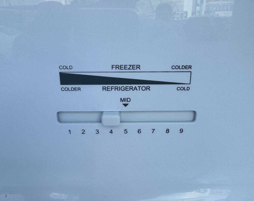 Холодильник Hisense RD-60WR Inverter No Frost Multi Air Flow 465 л
