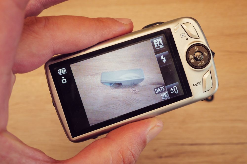 Aparat foto Canon Ixus IS de TOP Touchscreen card charger digital