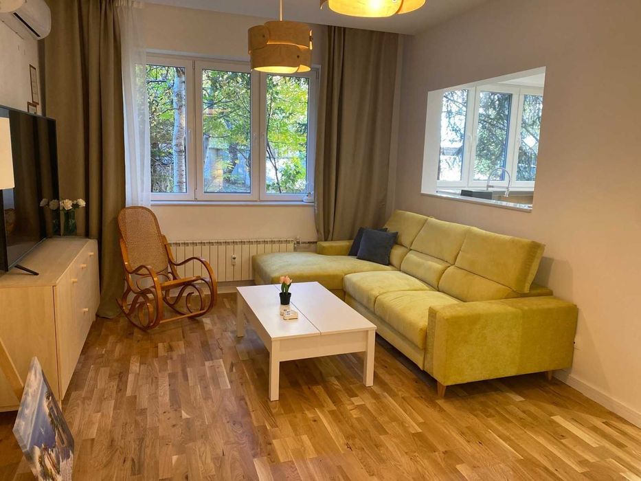 Дава се под наем Двустаен апартамент в София, Докторски паметник - 60 кв.м за 780 € - Снимка #2