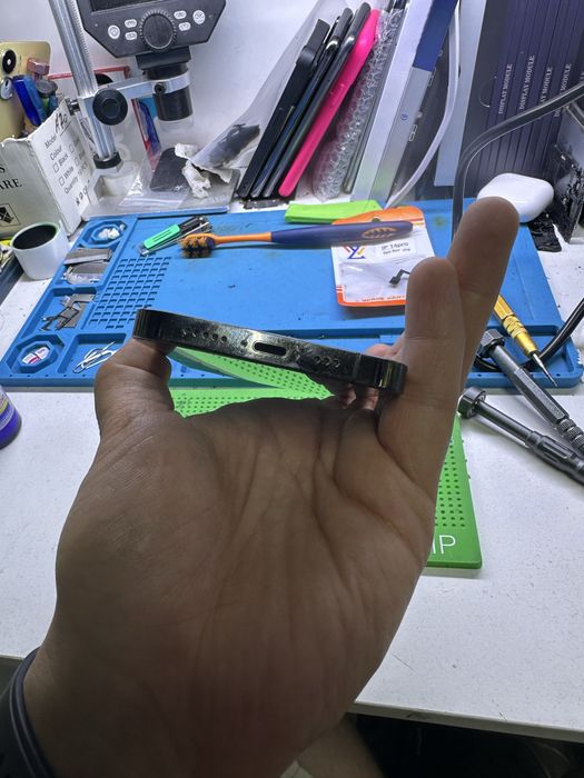 Продам Iphone 13 pro