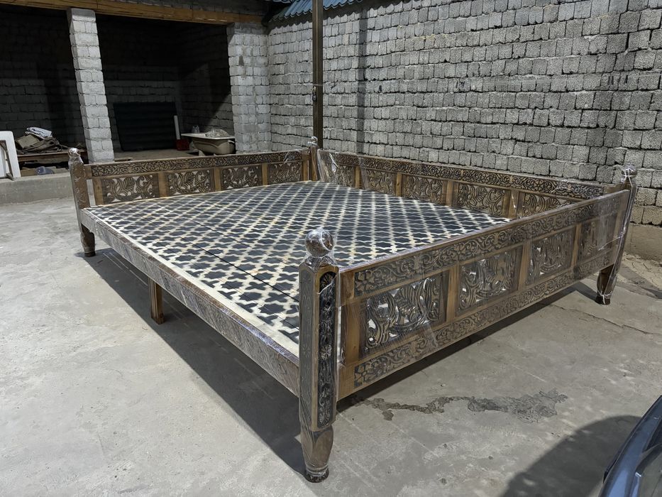 Тапчан деревянный