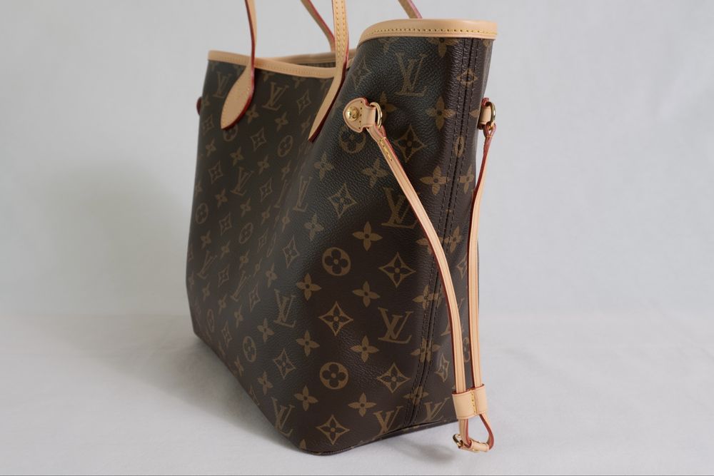 Louis Vuitton Neverfull MM, нова, пълен комплект
