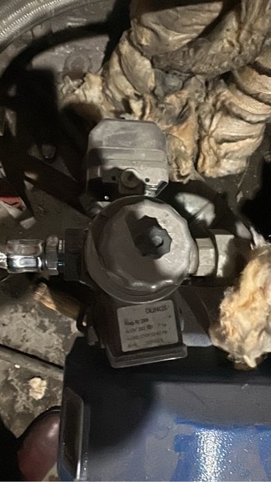 Продам отопительный газовый котел на большую площадь более 2500 квм