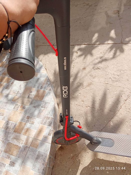 Trotineta electrica RDB JLO11-01