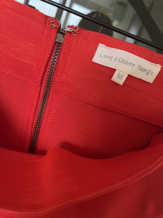 Дамска елегантна пола