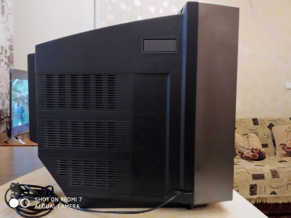 Продаётся Телевизор LG