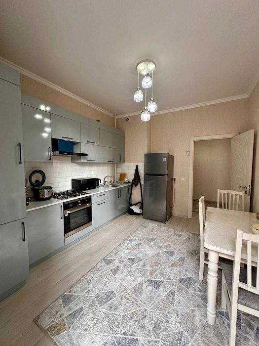 Срочно 1 комнатная квартира Ассалом Сохил 38 м2