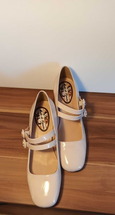 pantofi cu toc de zi