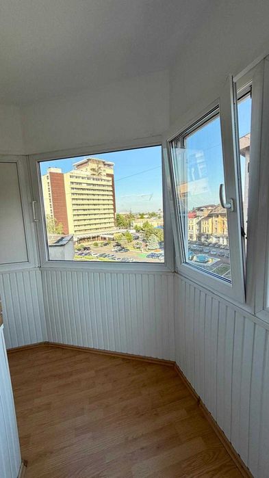 De inchiriat apartament 4 camere - 83 mp // Ultracentral // Ploiesti