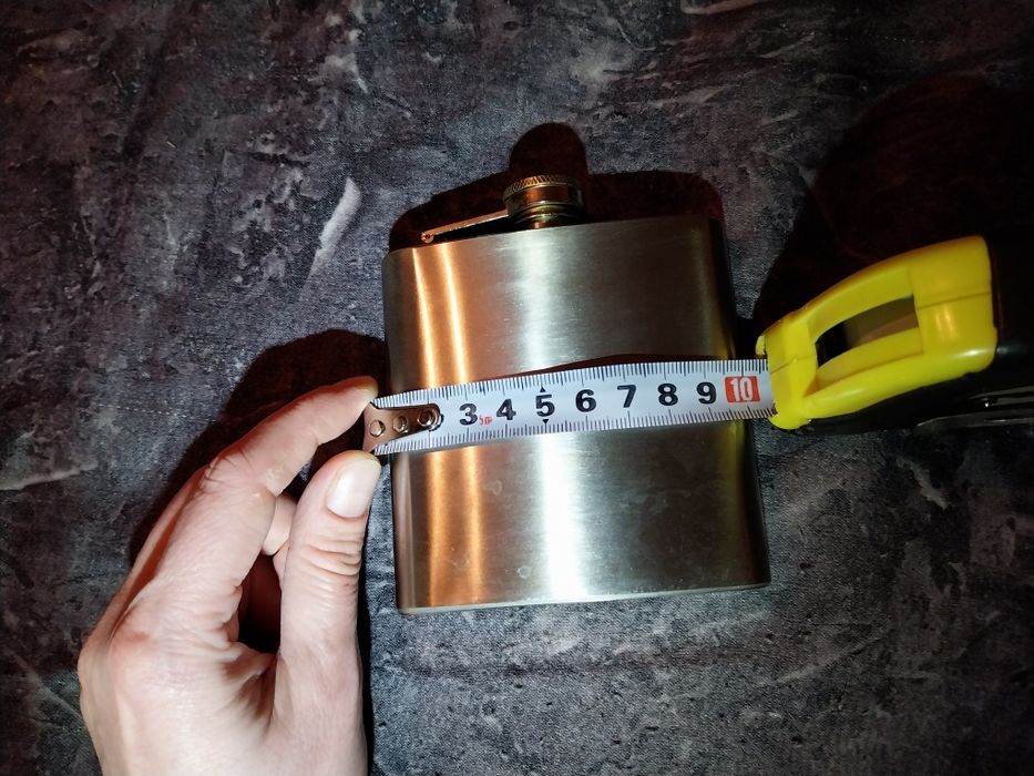 Плоско шише за алкохол