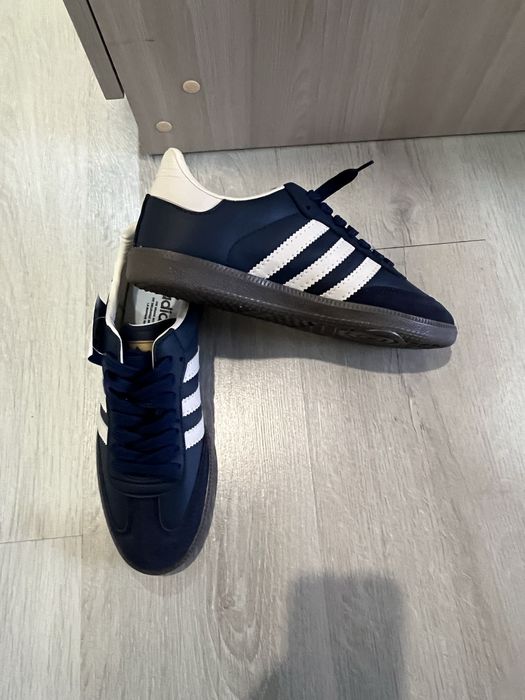 Продам кроссовки