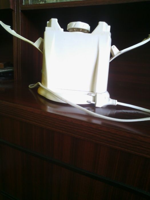 Електрическа сокоизтисквачка за 40 лева