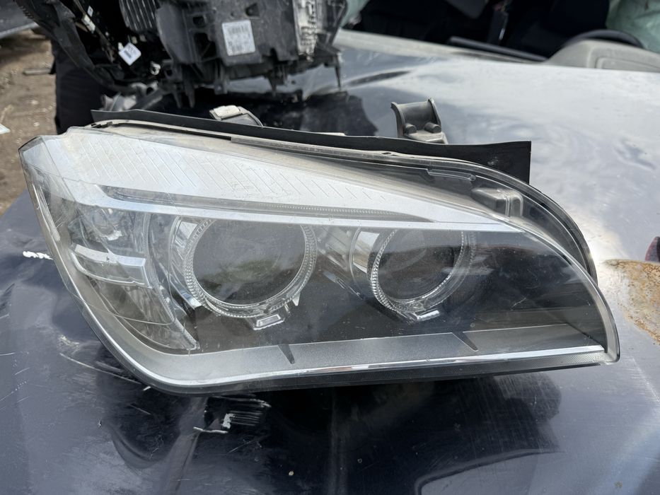 Десен фар Бмв Х1 Е84 фейслифт(Bmw X1 E84 LCI far)
