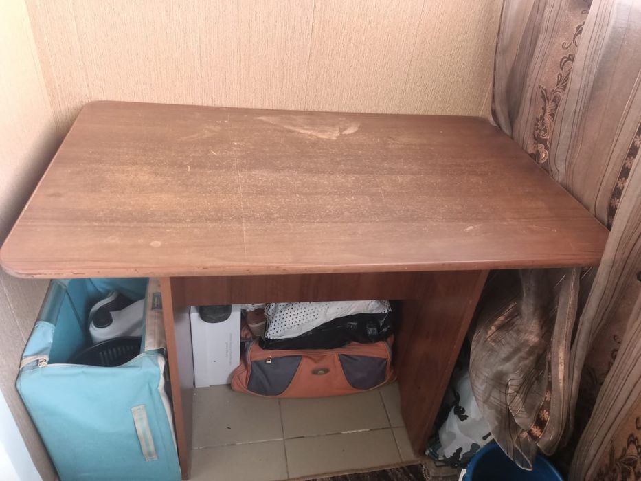 продам стол для кухни
