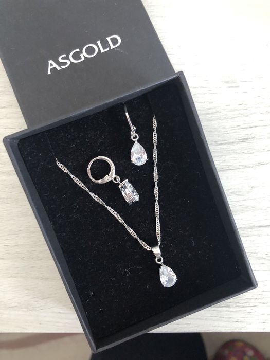 Нови сребърни колиета