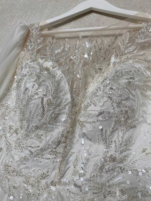 Платье на на узату