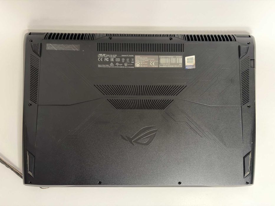 Laptop ASUS ROG GL702ZC 17” pentru piese – placa de bază defectă