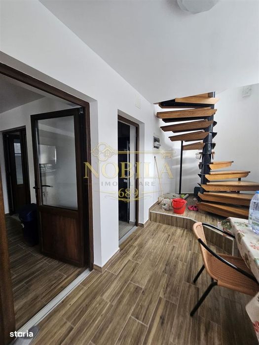 Casa De Vacanta  Cu Teren De Vanzare Harja