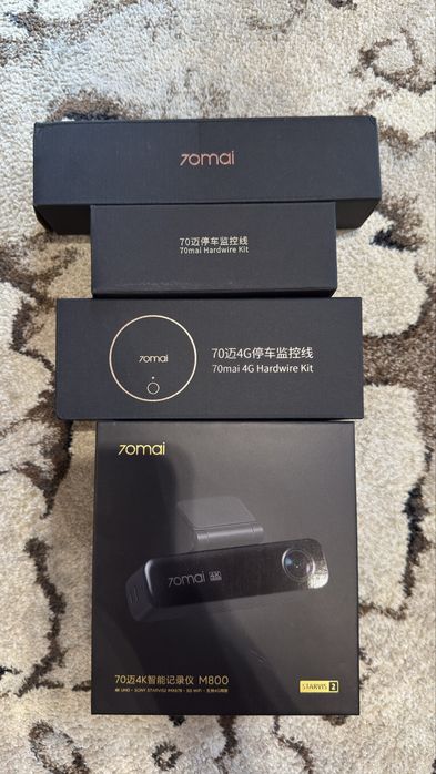 Продам  видеорегистратор 70mai M800