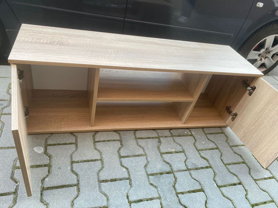 Шкаф за телевизор