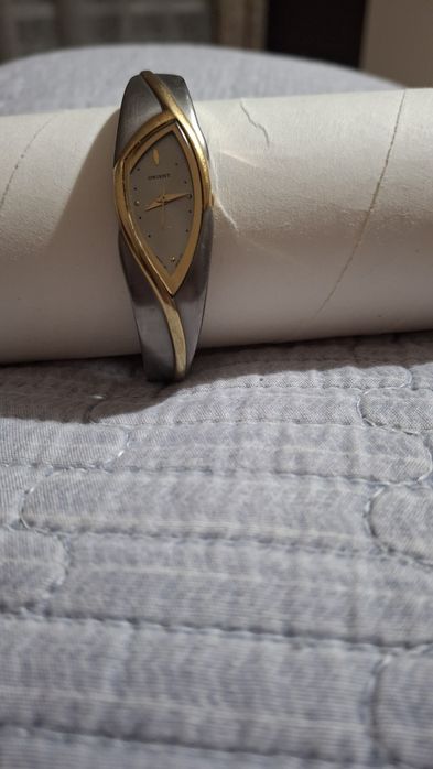 Часы наручные женские японские